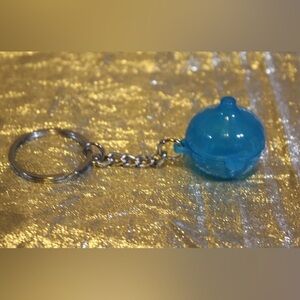NIB Tupperware onion Key Chain